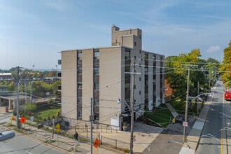 1 Springhurst Ave in Toronto, ON - Building Photo - Building Photo