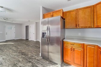 5860 Ridge Rd, Unit A in Blackshear, GA - Building Photo - Building Photo