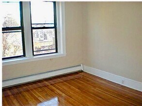 1682 Commonwealth Ave, Unit #2 in Boston, MA - Building Photo - Building Photo