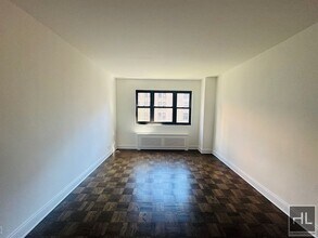 EAST 35 STREET in New York, NY - Building Photo - Building Photo