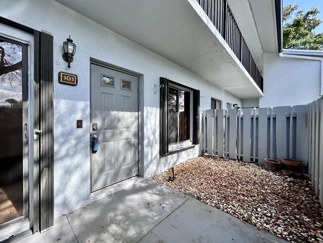 2535 SW 22nd Ave in Delray Beach, FL - Building Photo - Building Photo