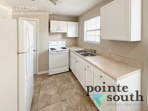 6415 Schoel Ln in Gulf Shores, AL - Building Photo - Building Photo