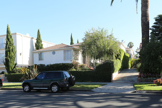 817 15th St in Santa Monica, CA - Building Photo - Primary Photo