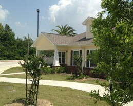 Alexander Place Apartments in Baytown, TX - Building Photo - Building Photo