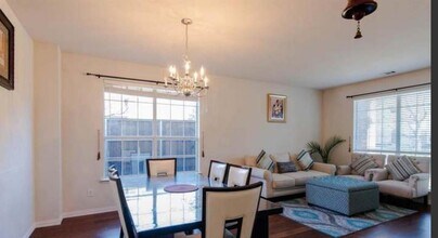 8373 Brightside Ln in Frisco, TX - Foto de edificio - Building Photo