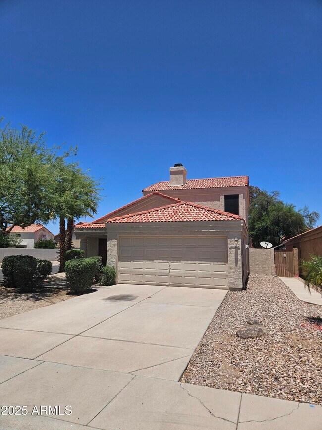 property at 1530 E Mineral Rd