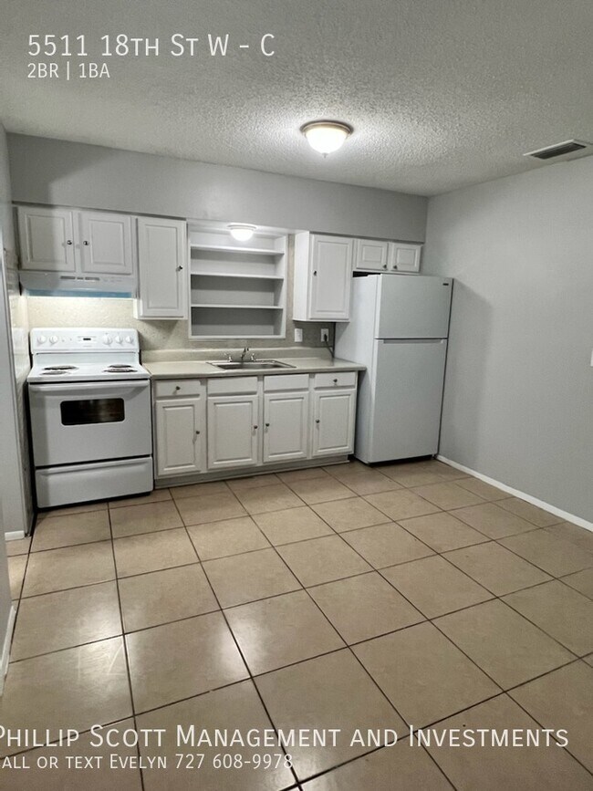 5511 18th St W in Bradenton, FL - Building Photo - Building Photo