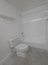 13215 Villa Vista Dr in Orlando, FL - Building Photo - Building Photo