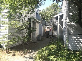 116 17th Ave in Seattle, WA - Building Photo