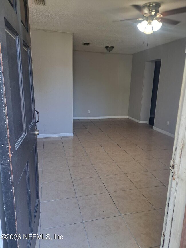 4968 Princely Ave in Jacksonville, FL - Building Photo - Building Photo