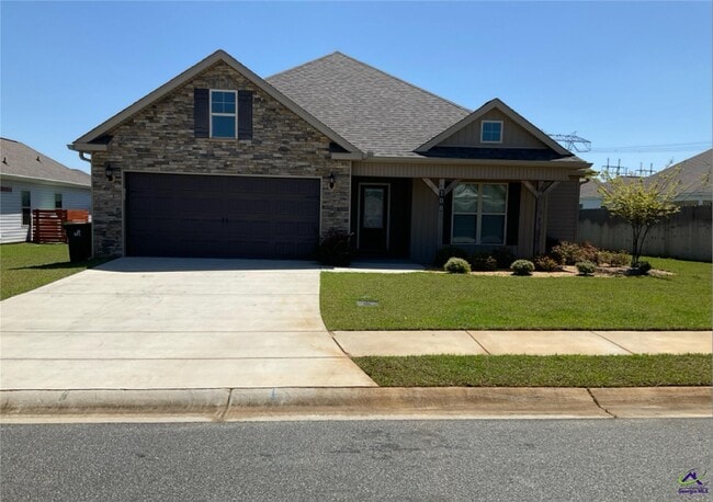 108 Wynchase Ln