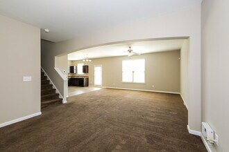 244 Bandelier Cir in Hampton, GA - Foto de edificio - Building Photo