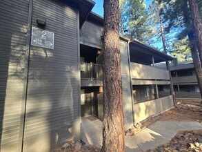 1385 W University Ave in Flagstaff, AZ - Building Photo - Building Photo