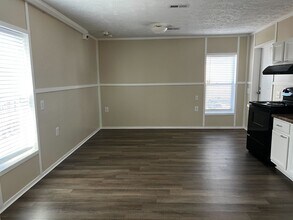 709 N Collins Fwy in Howe, TX - Building Photo - Building Photo