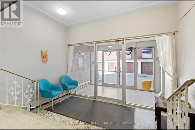 103 Emerald St S in Hamilton, ON - Building Photo - Building Photo