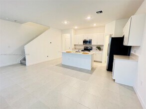 6949 Harbours Edge Ave in Greenacres, FL - Building Photo - Building Photo