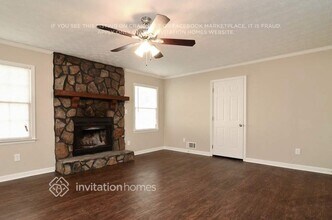 65 Wagon Wheel Dr in Rex, GA - Building Photo - Building Photo