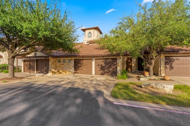 2601 N Quinlan Park Rd in Austin, TX - Building Photo - Building Photo