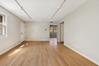 1540 W Chase Ave in Chicago, IL - Building Photo - Building Photo