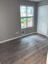 Parkwood Terrace in Bremerton, WA - Building Photo - Building Photo