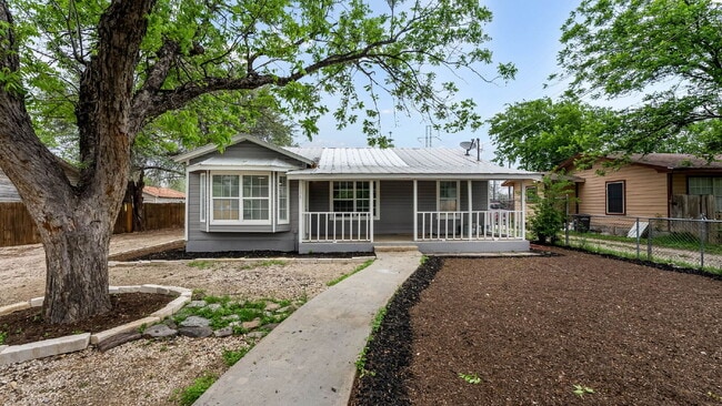 property at 1135 Ceralvo St
