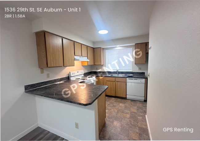 1536 29th St SE-Unit -Unit 1 in Auburn, WA - Foto de edificio - Building Photo