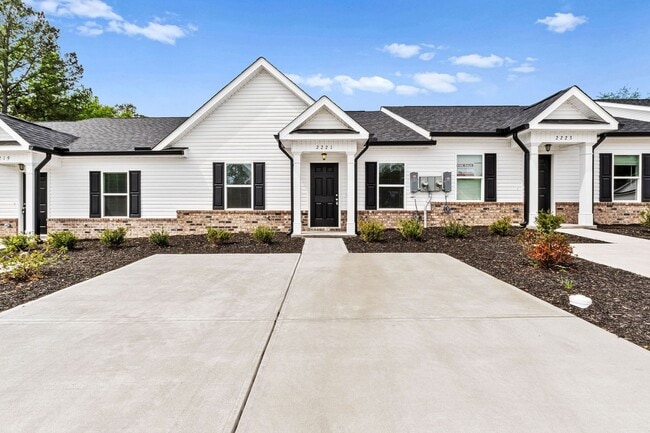 property at 2221 Archer Ln