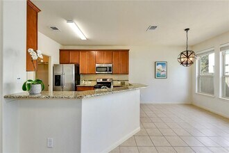2410 Great Oaks Dr in Round Rock, TX - Building Photo - Building Photo