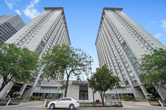 property at 3600 N Lake Shore Dr