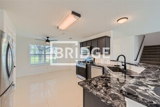 1035 San Antonio Ct in Rosenberg, TX - Building Photo - Building Photo