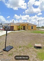 2103 NW 10th Ave in Cape Coral, FL - Building Photo