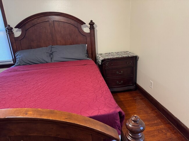 property at 1819 Morninghill Dr