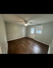 18 Pierce St in Westbrook, ME - Building Photo - Building Photo