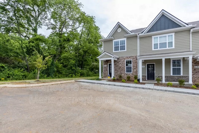 property at 608 Clifford Heights