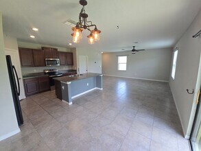 12771 Lemon Pepper Dr in Riverview, FL - Building Photo - Building Photo
