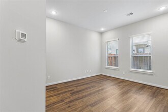 602 Thornton Oaks Ln in Houston, TX - Building Photo - Building Photo