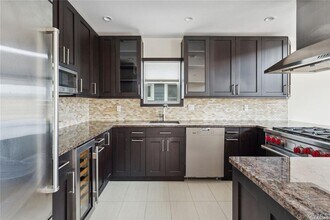 225 E Walnut St in Long Beach, NY - Building Photo - Building Photo