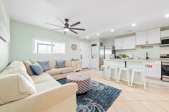 306 Barracuda Ave, Unit SI ID1502066P in Fort Walton Beach, FL - Building Photo - Building Photo