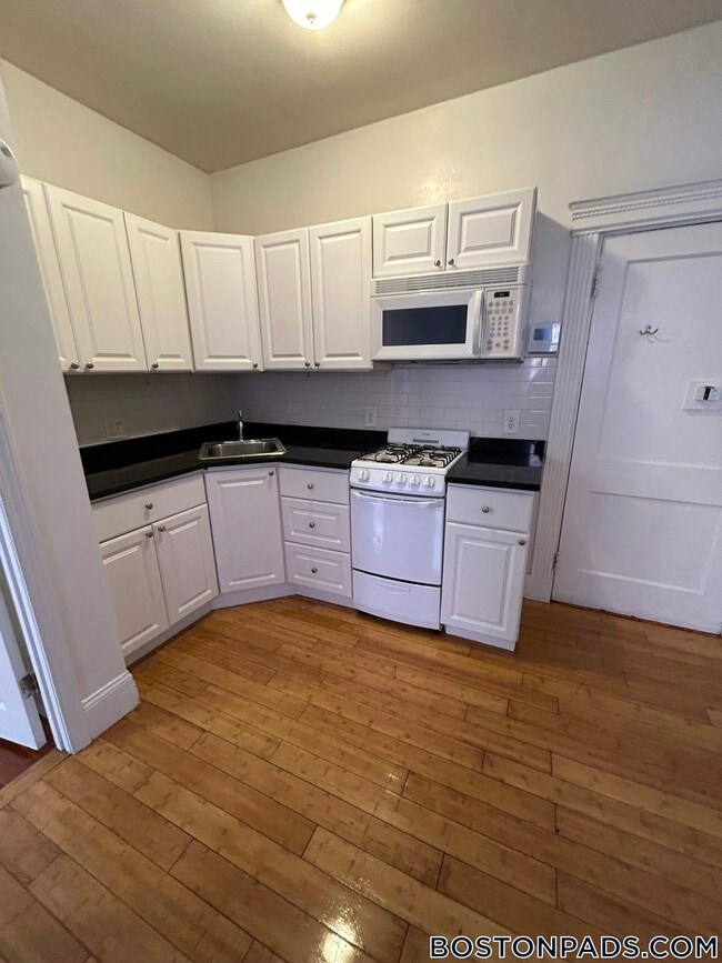 64 Hemenway St in Boston, MA - Foto de edificio - Building Photo