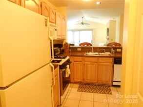 763 Southwest Dr in Davidson, NC - Building Photo - Building Photo