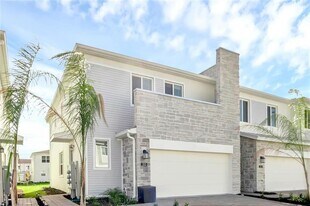 353 Bogey Dr in Davenport, FL - Building Photo