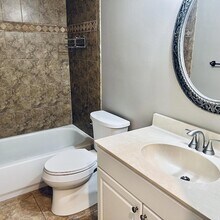 530 SW Prima Vista Blvd in Port St. Lucie, FL - Building Photo - Building Photo