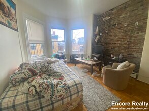 40 Anderson St, Unit 12 in Boston, MA - Building Photo - Building Photo