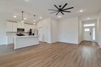 3109 Brady Ct in Bryan, TX - Building Photo - Building Photo