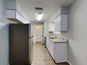 4717 Kristie Dr in Balch Springs, TX - Building Photo - Building Photo