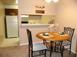 2223 Sedgwick St in Petersburg, VA - Building Photo - Building Photo