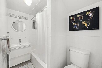 42 Clermont Ave in Brooklyn, NY - Building Photo - Building Photo