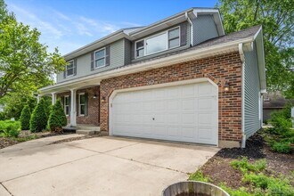 30 Crofton Ct in Oswego, IL - Building Photo - Building Photo