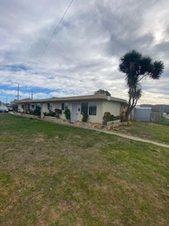 622 N B St in Lompoc, CA - Building Photo