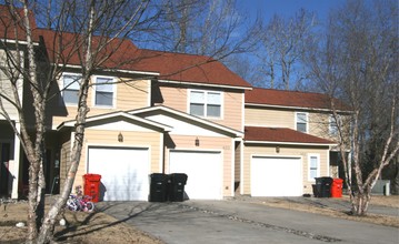 Harbor Bay Townhomes in Elizabeth City, NC - Building Photo - Other